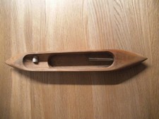 Webstuhl-Schiffchen in Holz